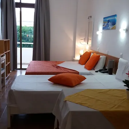 Angelos Aparthotel 3*