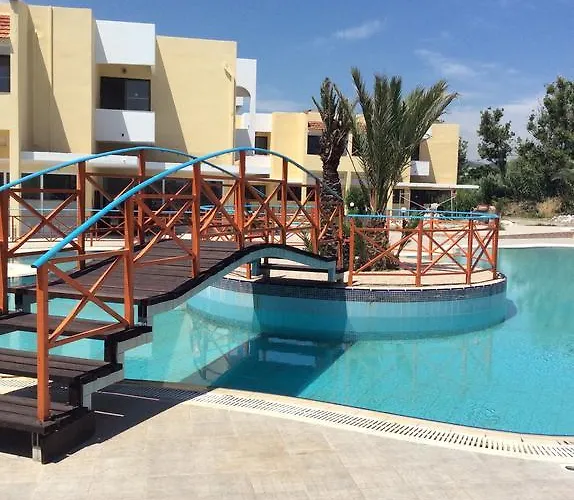 Angelos Apartahotel 3*