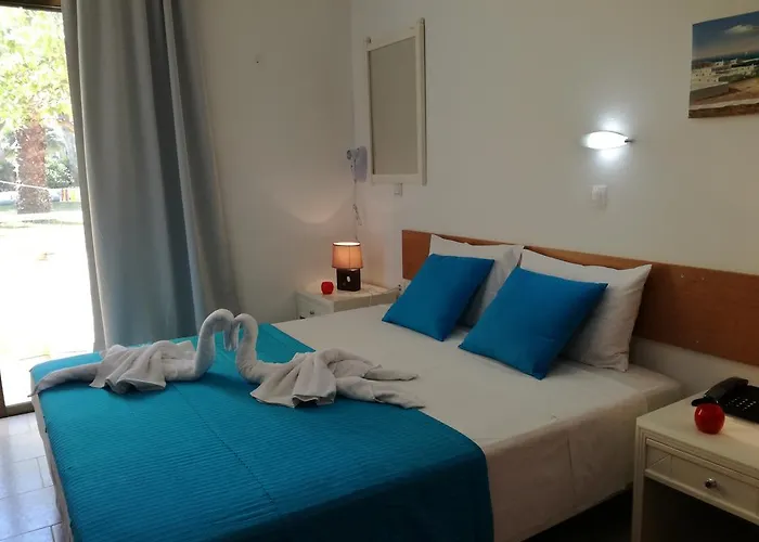 Angelos Apartahotel 3*