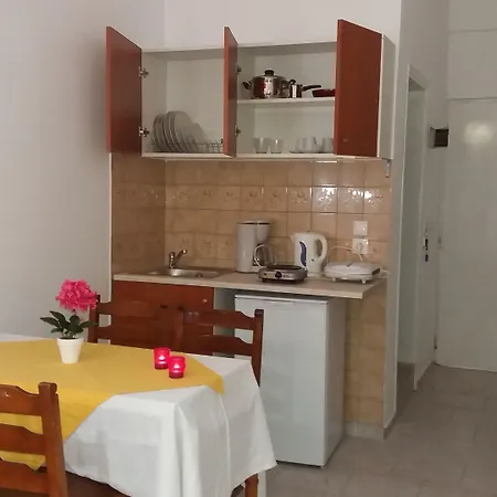 Apart Otel Angelos