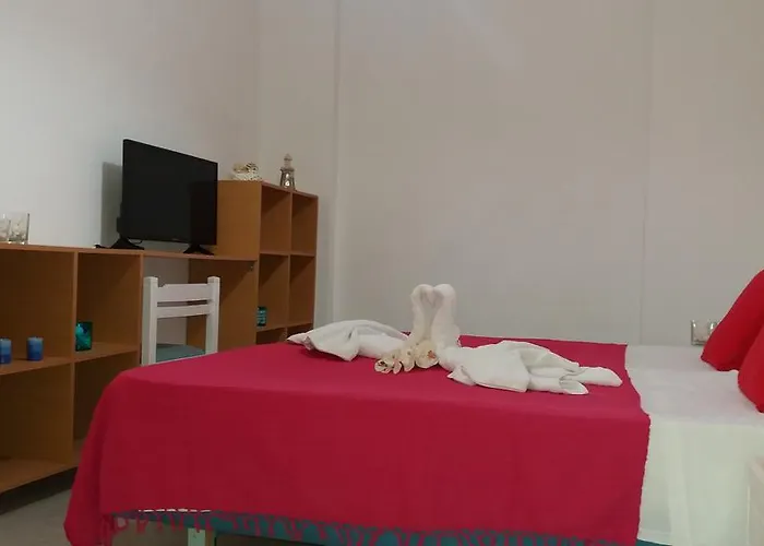 Angelos 아파트호텔 팔리라키