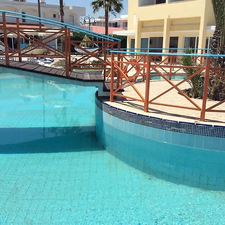 Aparthotel Angelos 3*