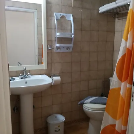 Angelos Aparthotel 3*